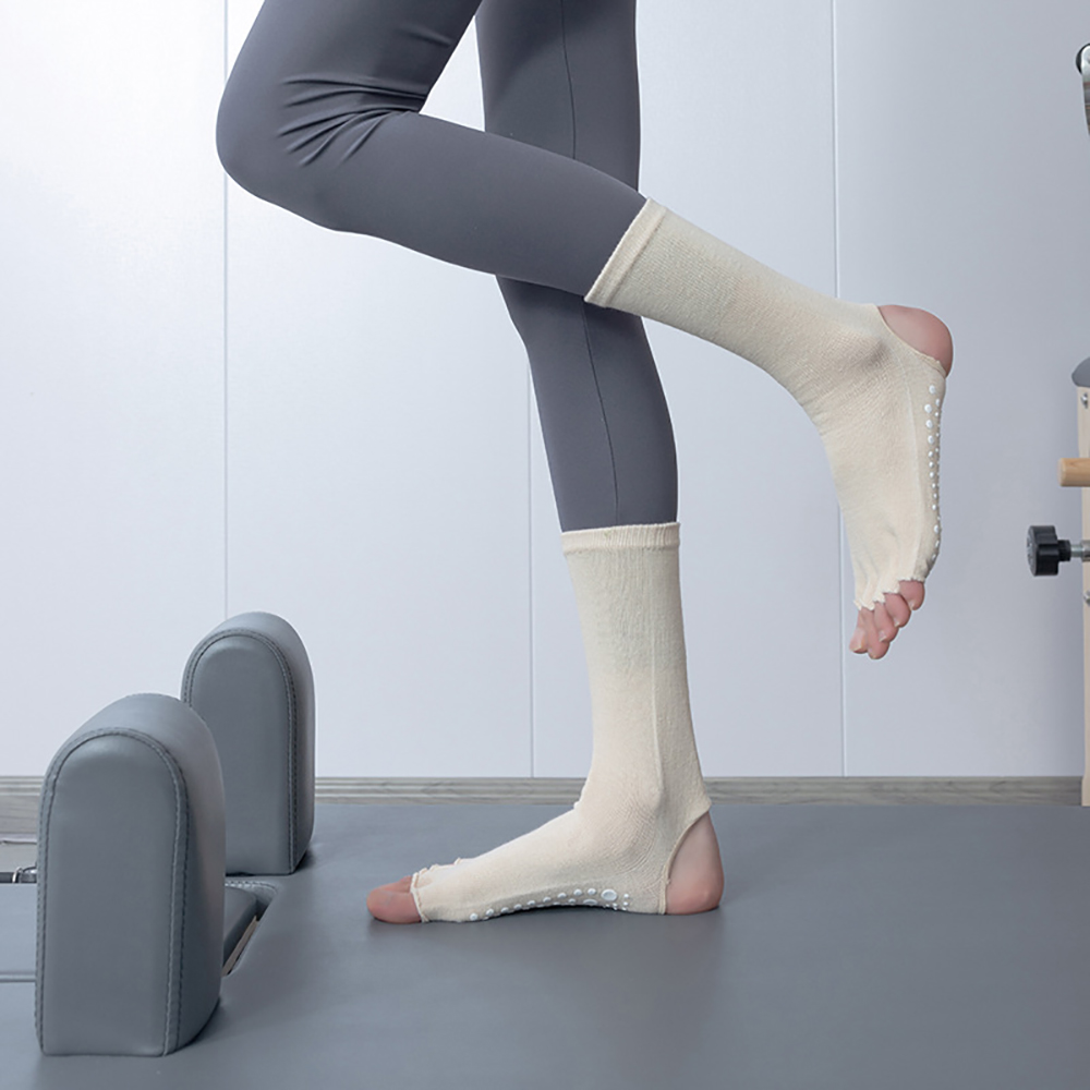 Silicone Non-Slip Toeless Pila - Pilates Yoga Hose 评论和价格